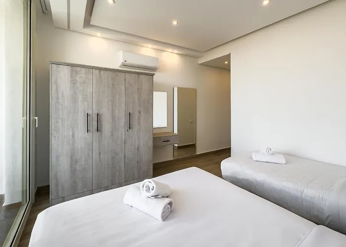 Poolside Townhome With 2 Masters, A Huge Terrace In El Gouna בית נופש *